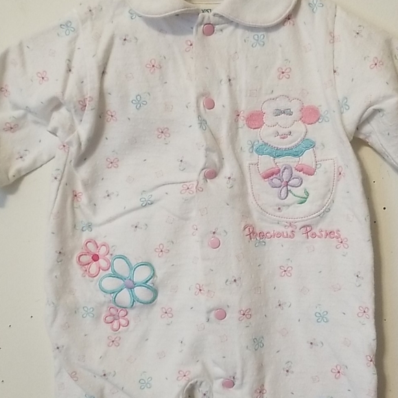 Small Steps "Precious Posies" Footies - Picture 2 of 5